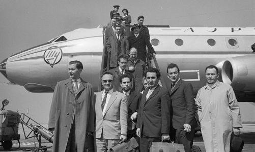 Soviet delegation at Schiphol, en route for 1962 Candidates' tournament at Curacao. April 1962